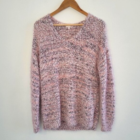 SO Pink & White Fuzzy Eyelash V-Neck Sweater Size Medium - Picture 1 of 11